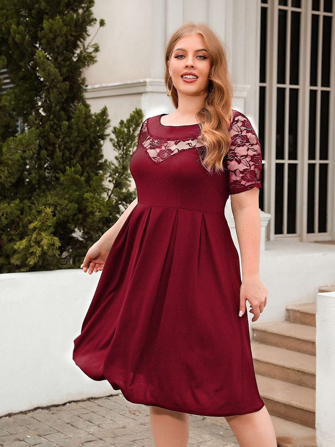 Plus Size Ruched Round Neck Short Sleeve Cotton Dress